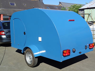 Le grand retour des mini-caravanes - France Bleu